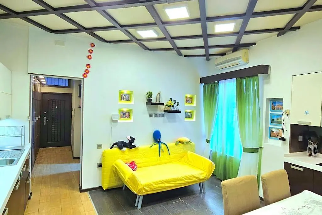 Apartment Near The Old Town Baku 0*,